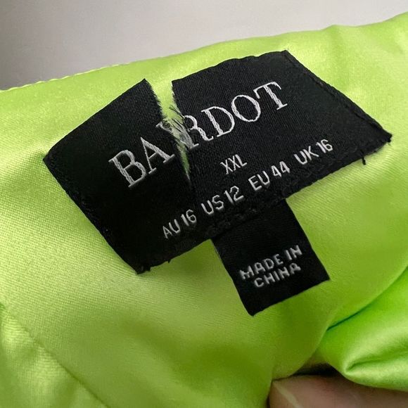 Bardot Cut Out Slit Midi Dress Green - Picture 6 of 8